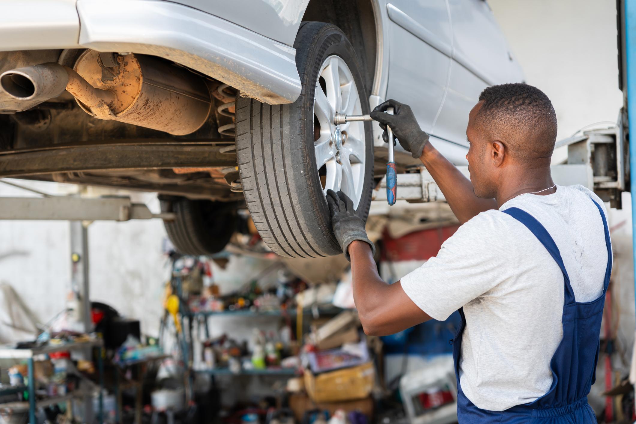 Vehicle Tire Replacement